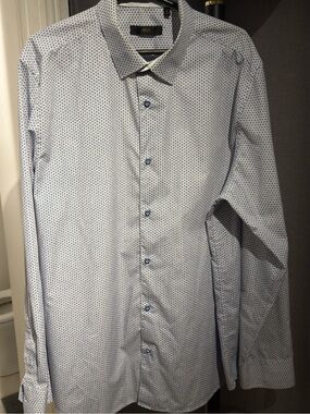 AKA Men’s Blue Micro-Pattern Dress Shirt